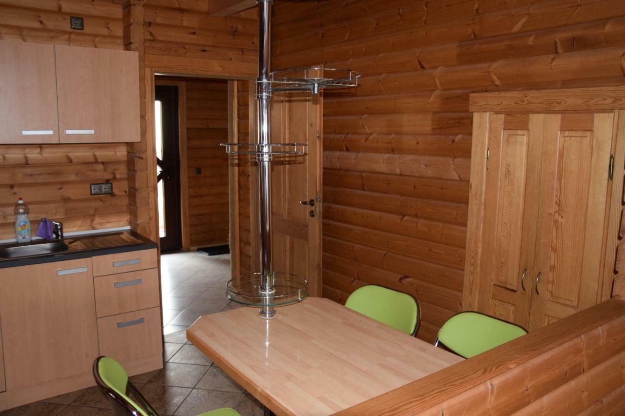 Fuenfeichener Weg 16 Appartement Eisenhüttenstadt Buitenkant foto