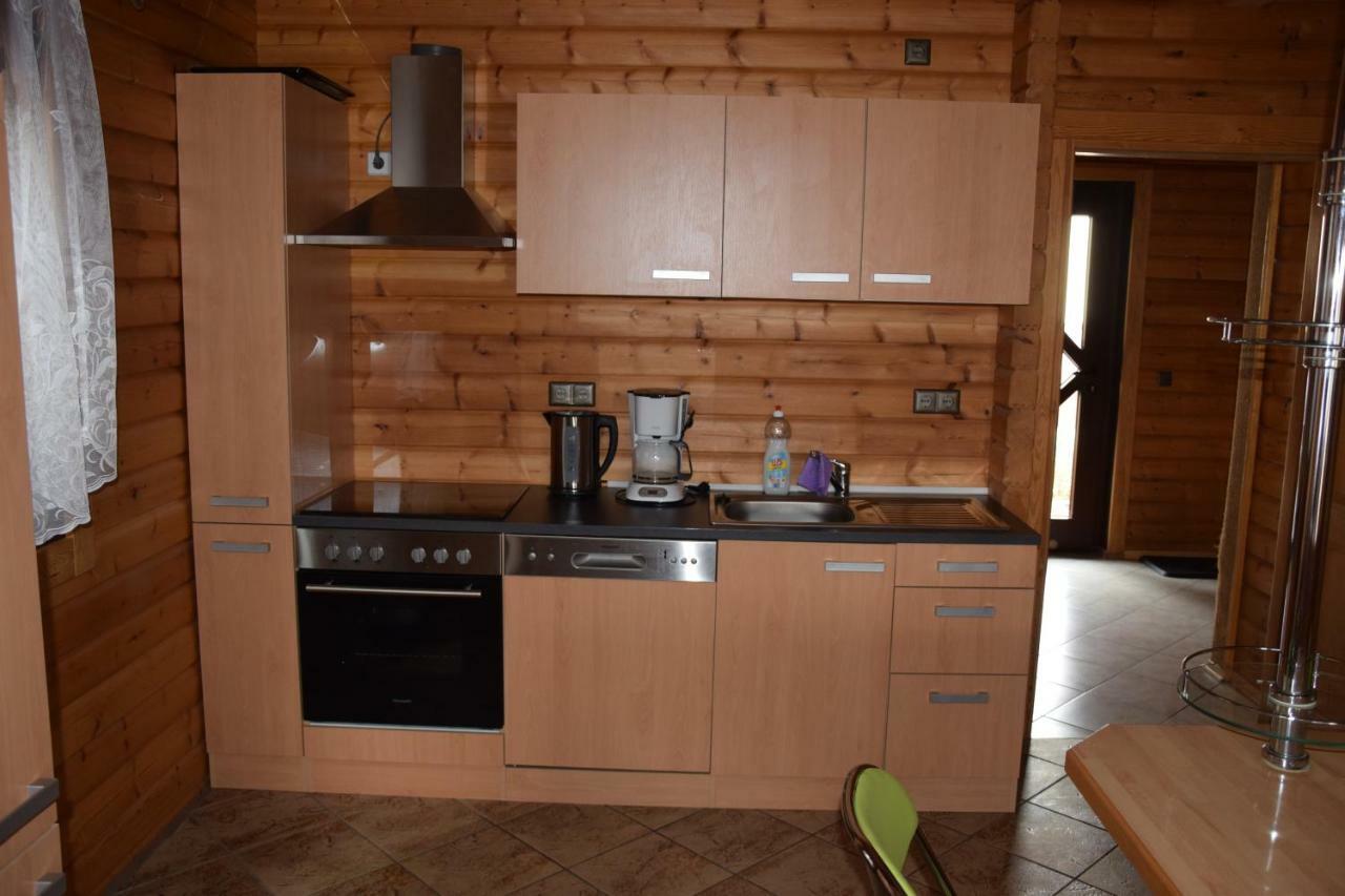 Fuenfeichener Weg 16 Appartement Eisenhüttenstadt Buitenkant foto